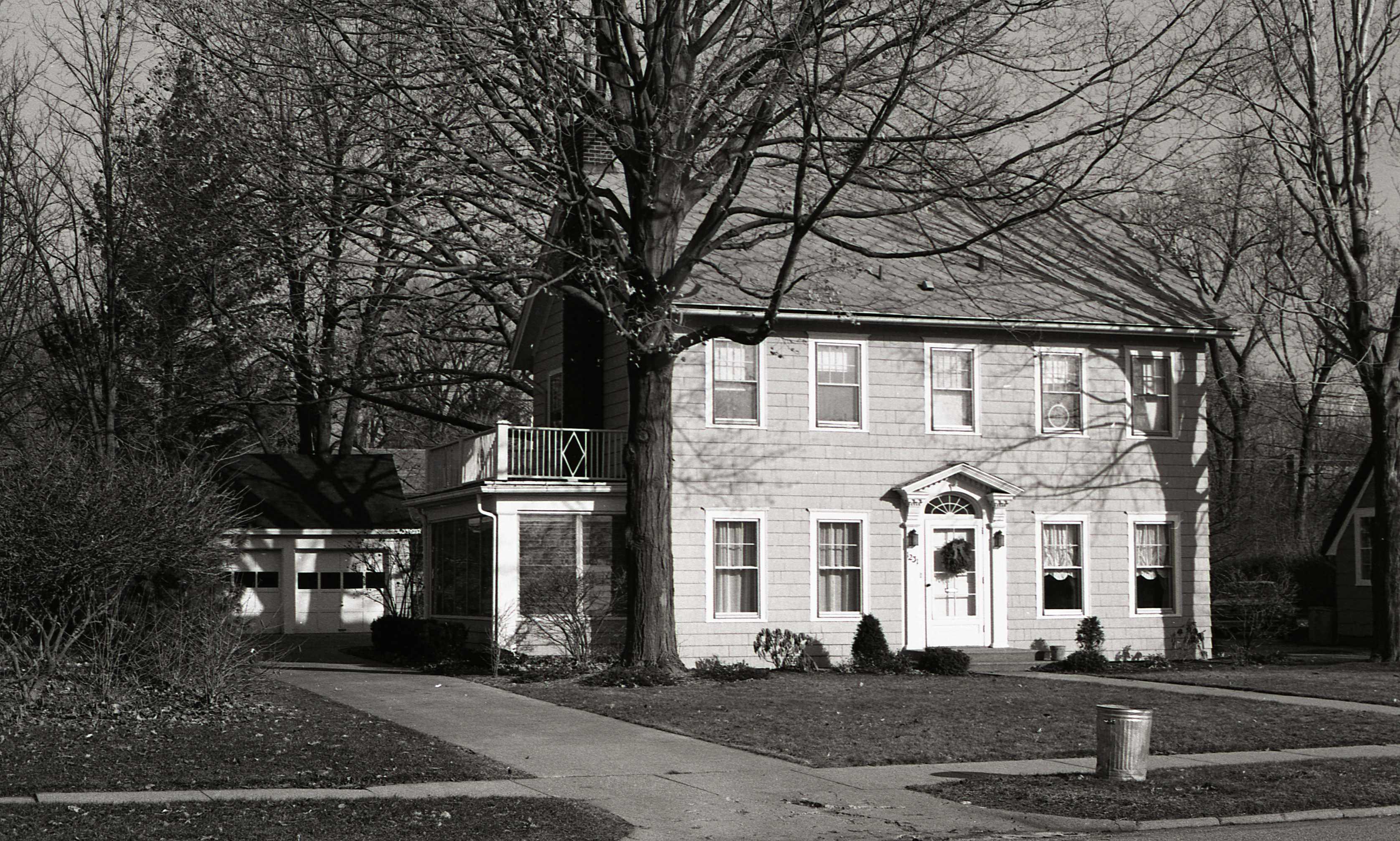 1231 East Wayne Street South